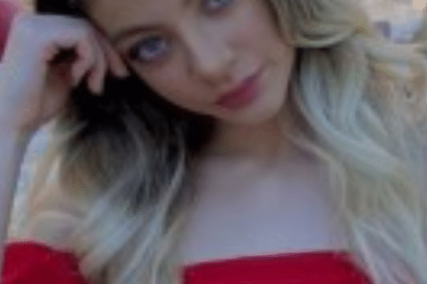 Leyla Afshonkar Age , Career, Family, Net Worth, Height Bio 2025.